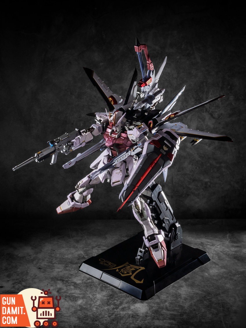 MS 1/72 NT-02 GAT-X105 Aile Strike Gundam Metal Build Red