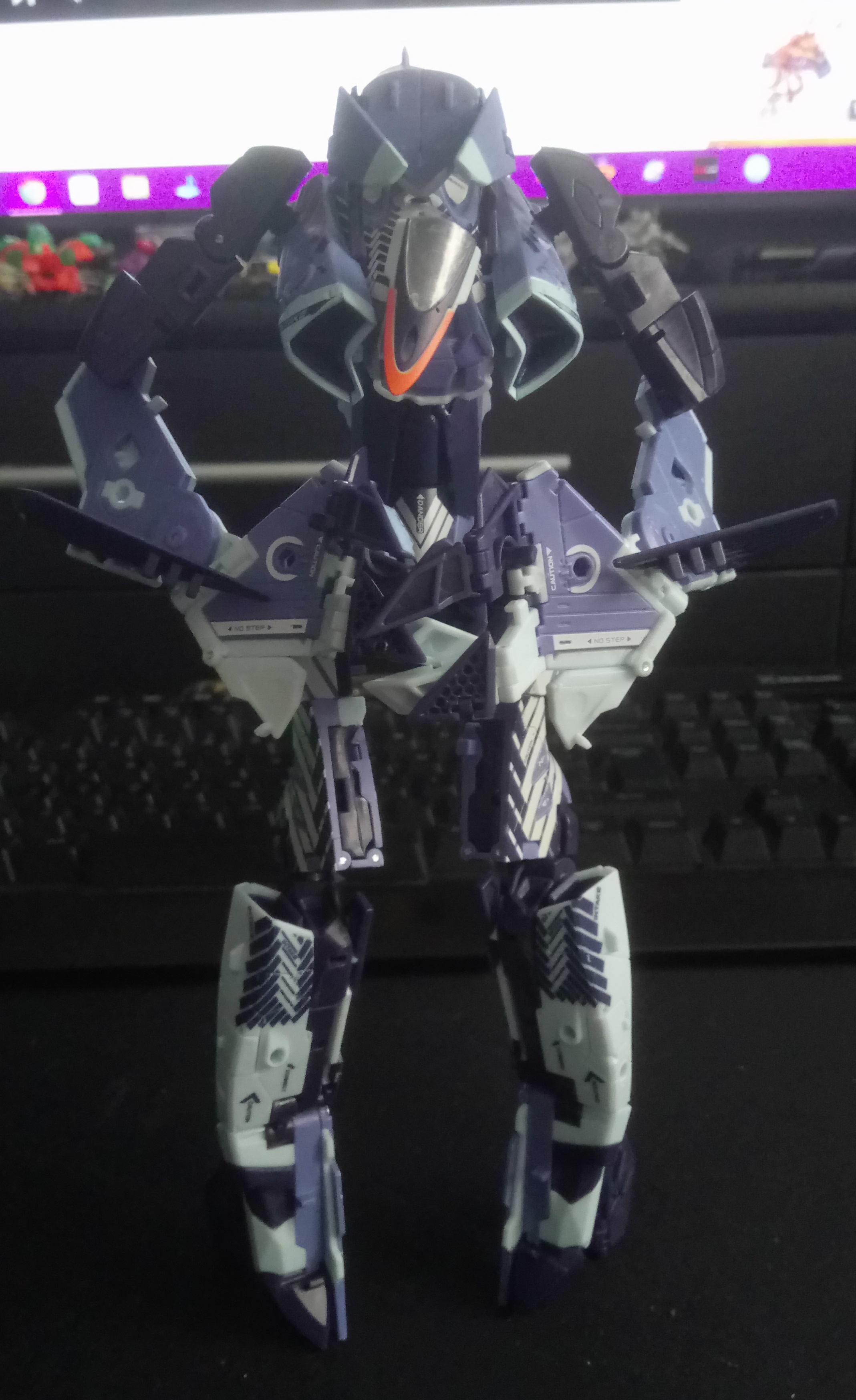 Reviews of 52Toys Megabox MB-17IE Icarus Elite
