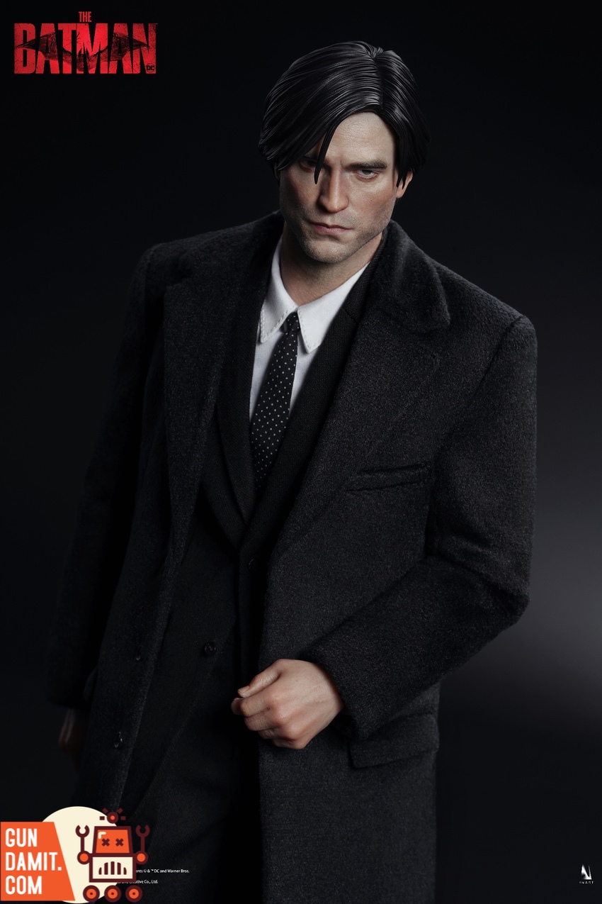 INART 1/6 DC Licensed The Batman Bruce Wayne Suit Standard Version