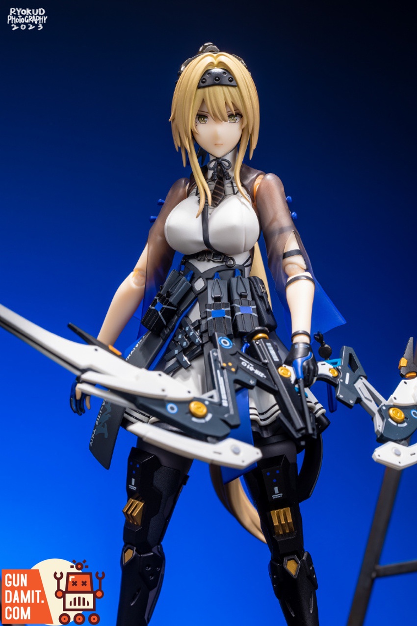 グレイ Gray フィギュア 1/8スケール 中古】(本体A/箱B)【特典】パニシング：グレイレイヴン ルシア