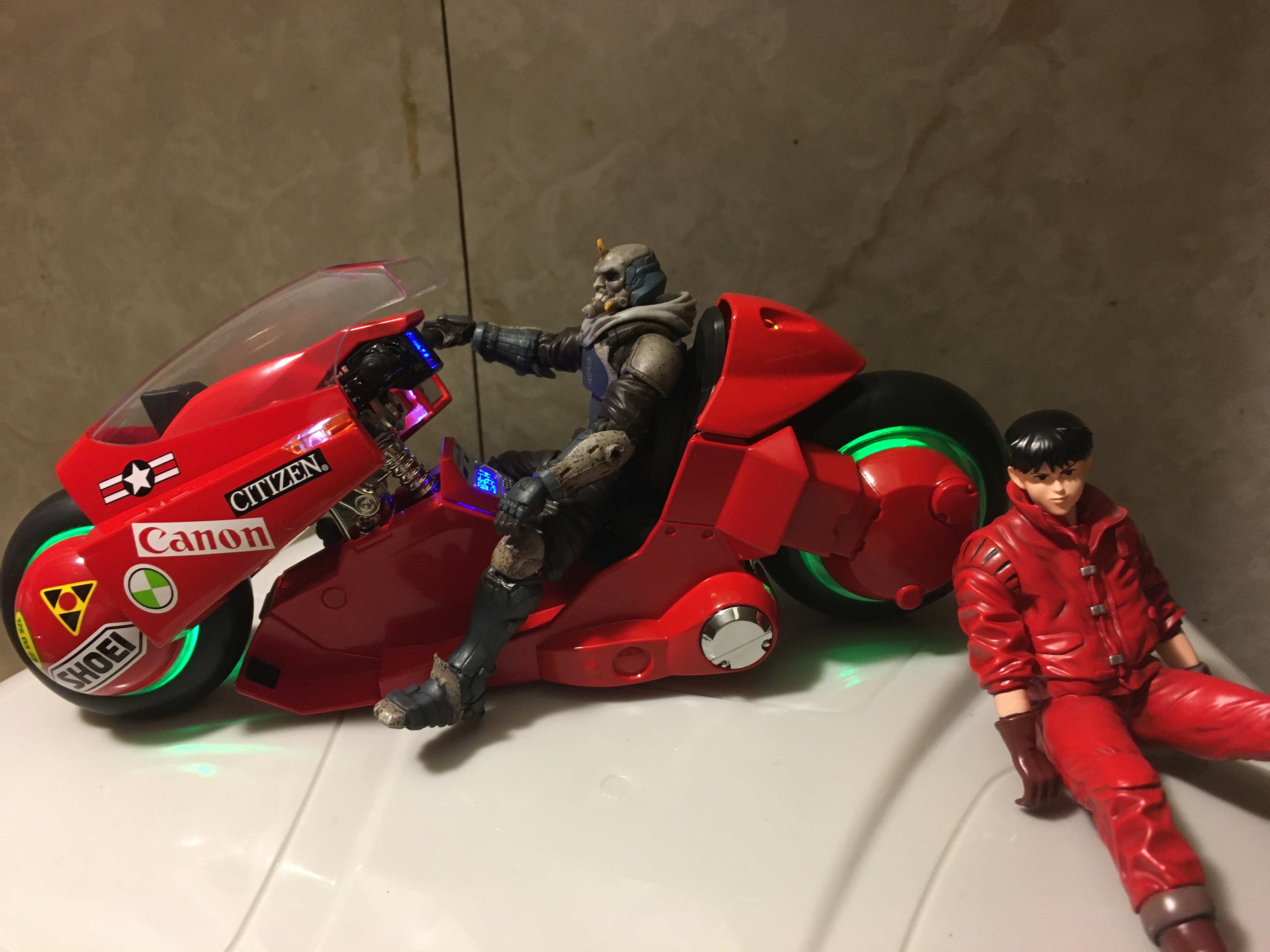 Ace Toyz 1/15 ANS-001B The Future Motorcycle & Future Rider Red Deluxe  Version - GunDamit Store