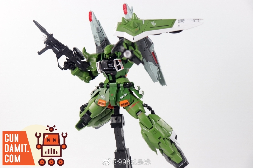 Phantom Model 1/100 2001B ZGMF-1001/M Blaze Zaku Phantom