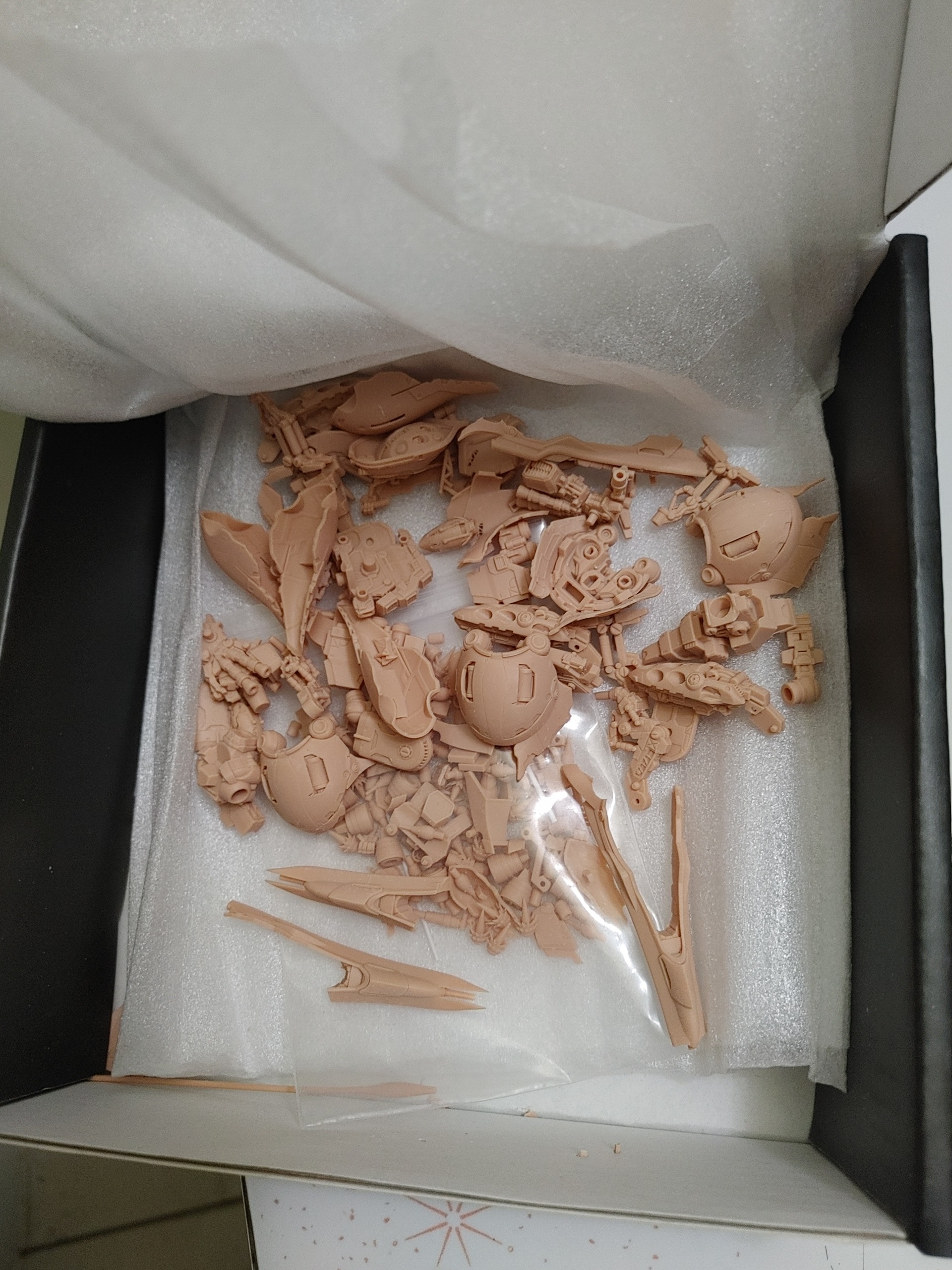 Reviews of Craftsman Soul Studio 1/288 Gundam Artifact NZ-666