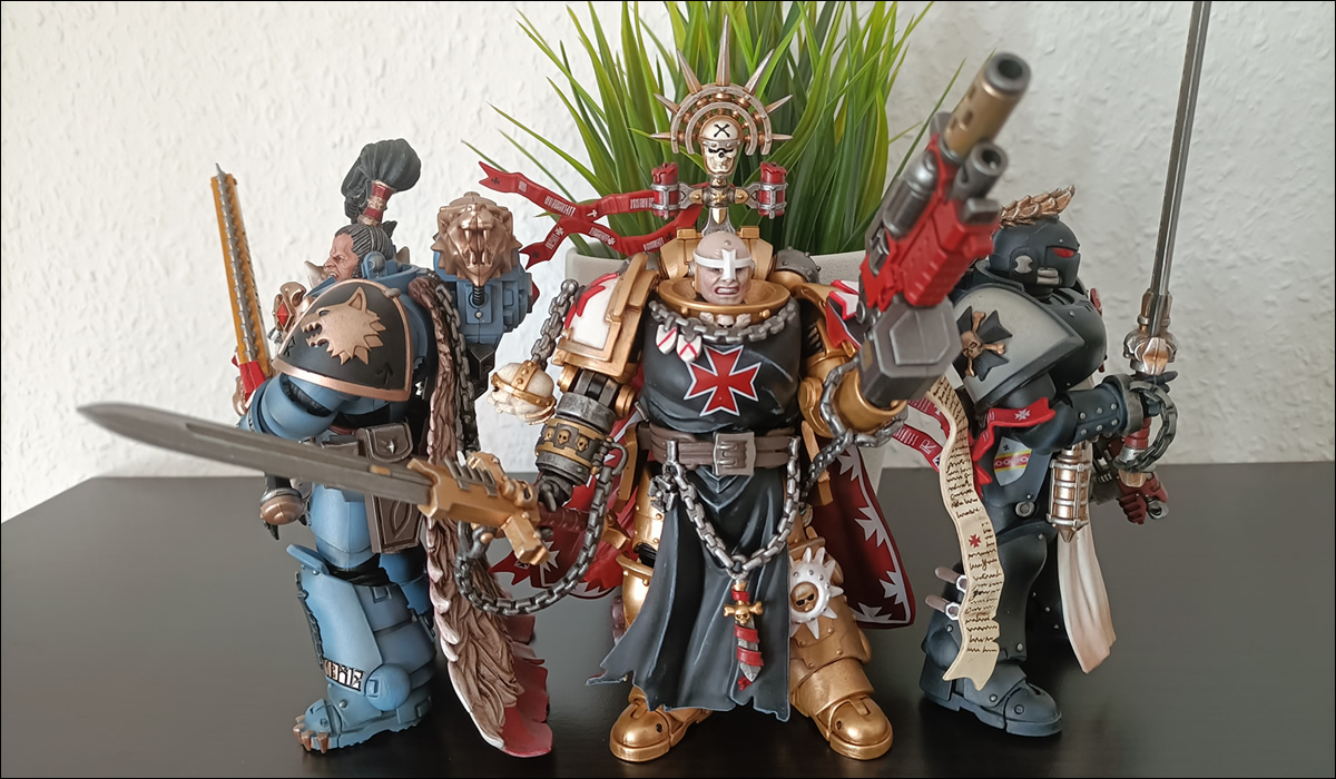 Reviews of JoyToy JT6540 1/18 Warhammer 40K Black Templars High