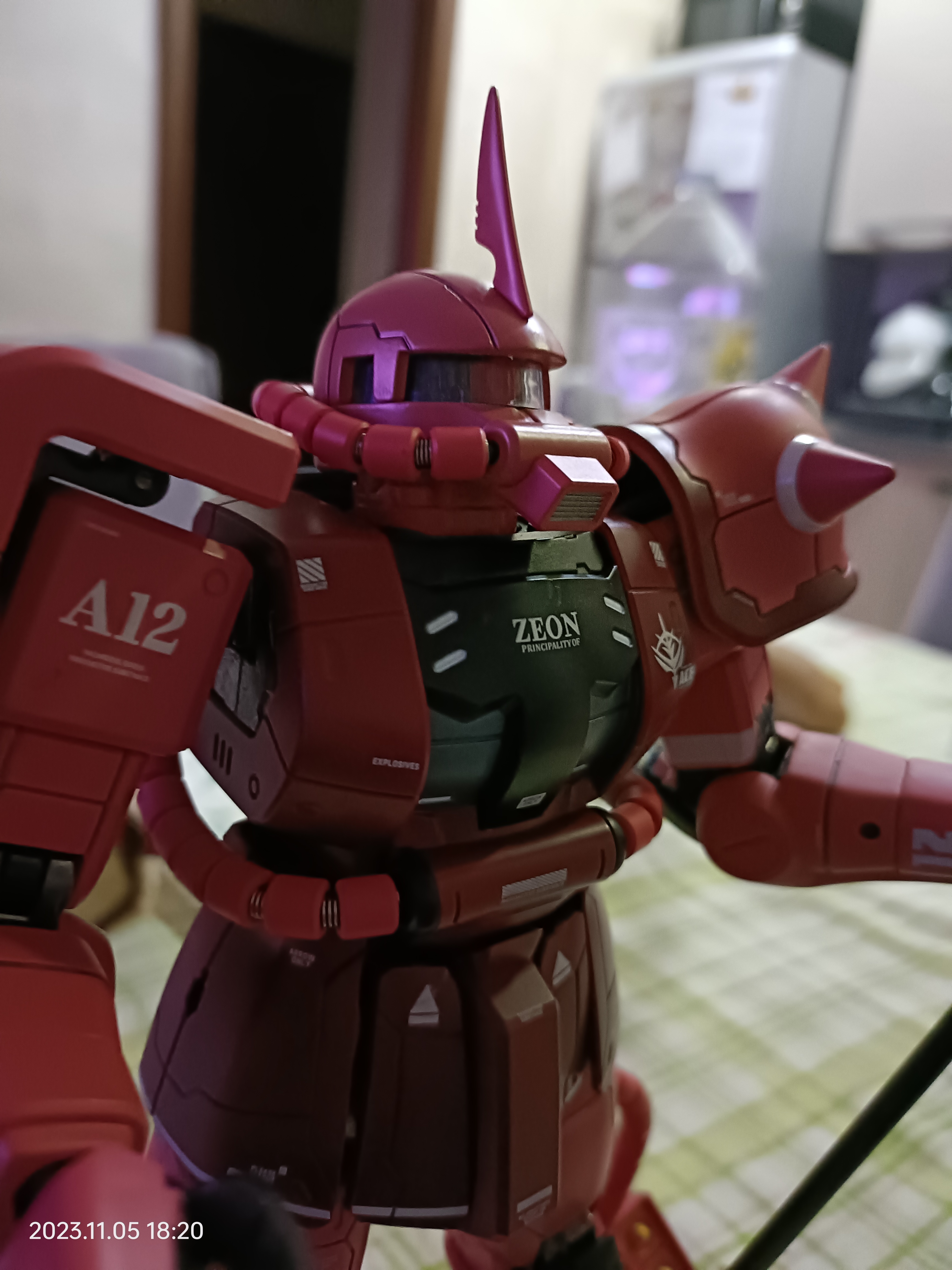 ACE Toys 1/72 ACE-01H MS-06-CA Char's Zaku II - GunDamit Store