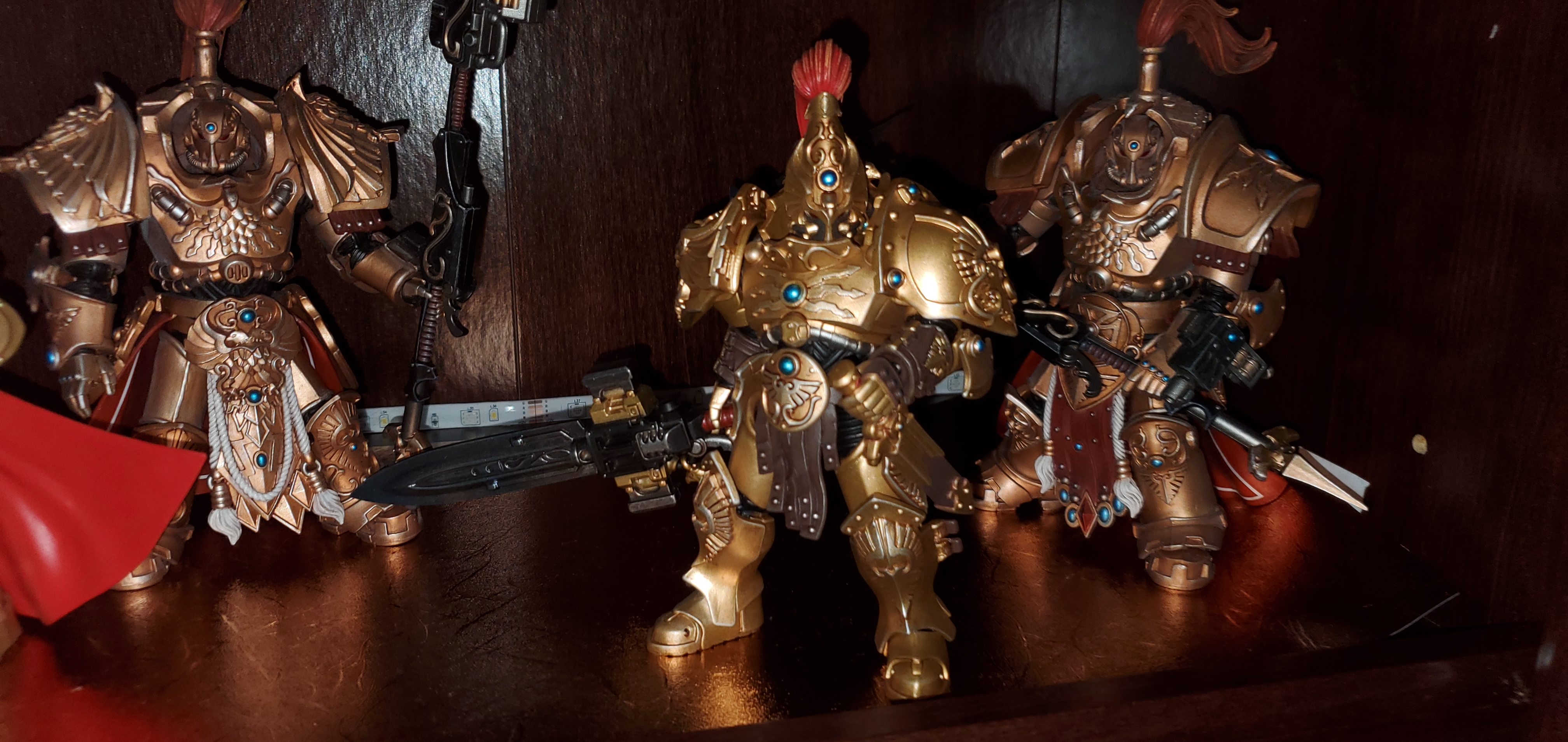 JoyToy Source 1/18 Warhammer 40K Adeptus Custodes Custodian