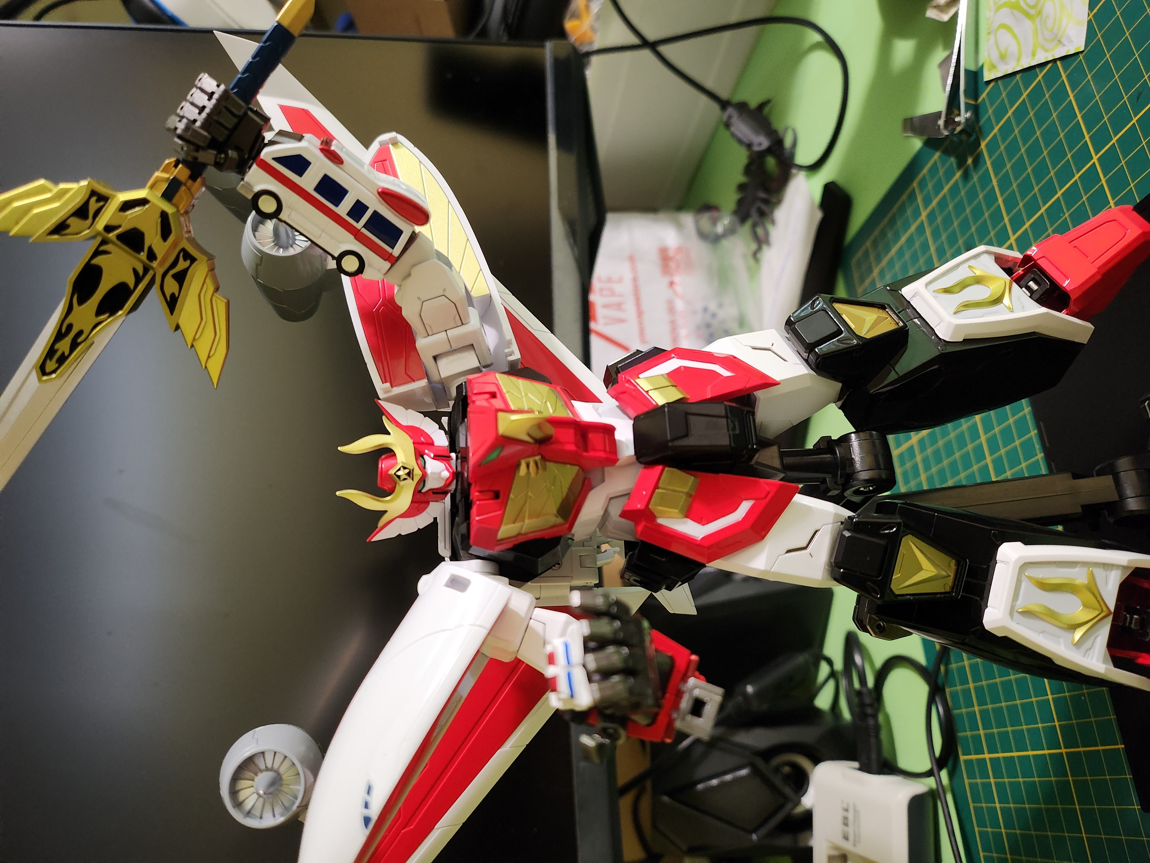 Reviews of Sentinel Toys Metamor-Force Brave Command Dagwon Fire