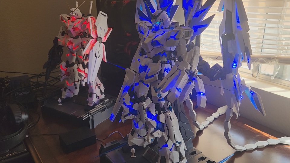 Kosmos PG RGB LED Unit Pour RX-0 Unicorn Full Armor 1/60 - Effets Lumineux Modèle Gundam