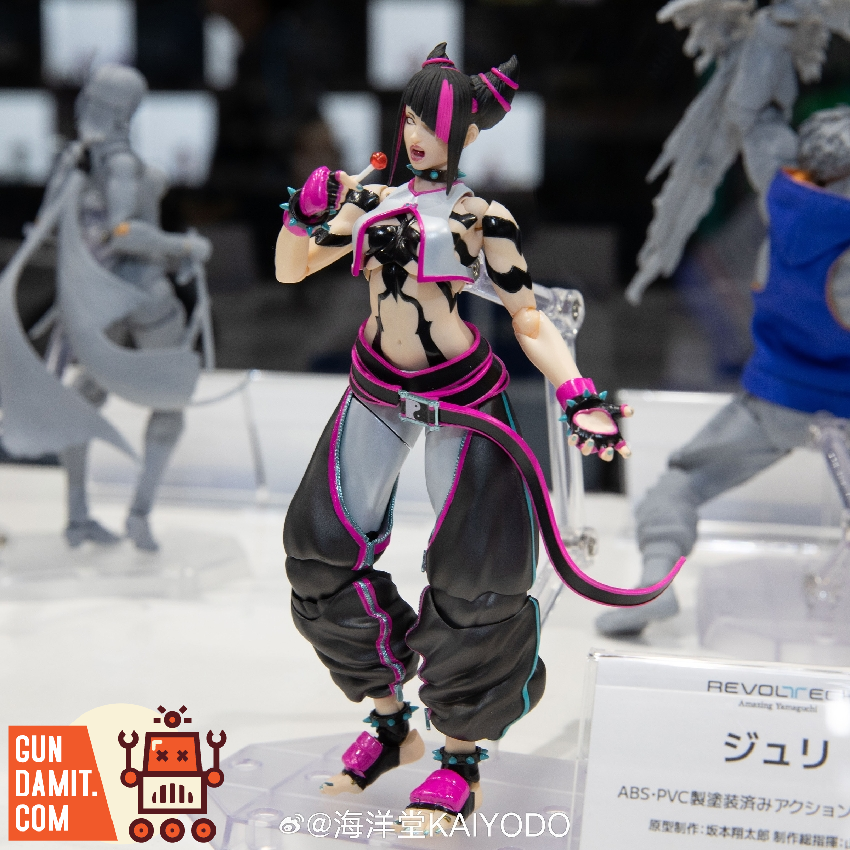 ジュリ様 KAIYODO Revolve Technology Amazing Yamaguchi Street Fighter