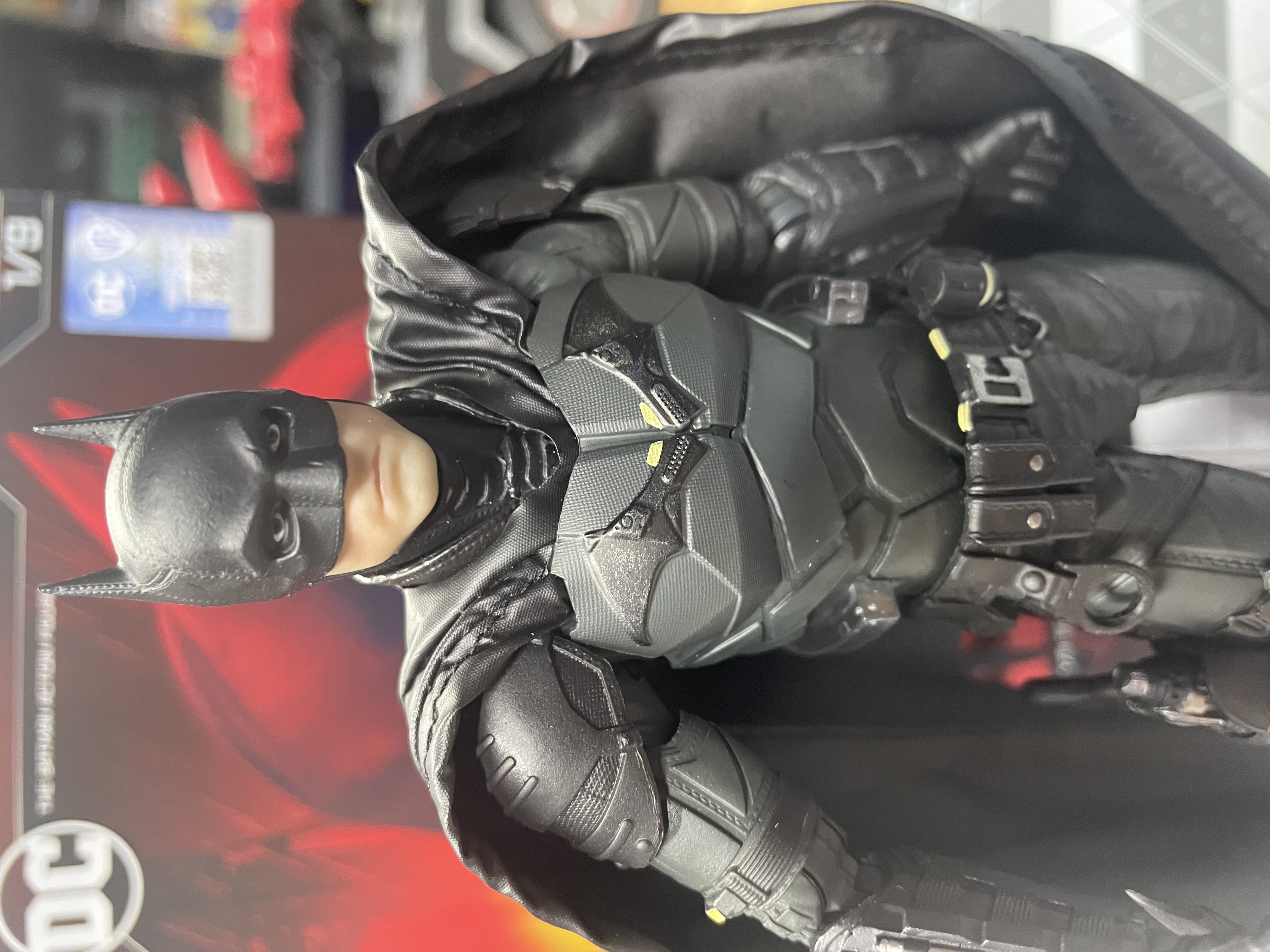Reviews of Fondjoy 1/9 The Batman 2022 Batman Robert Deluxe Version