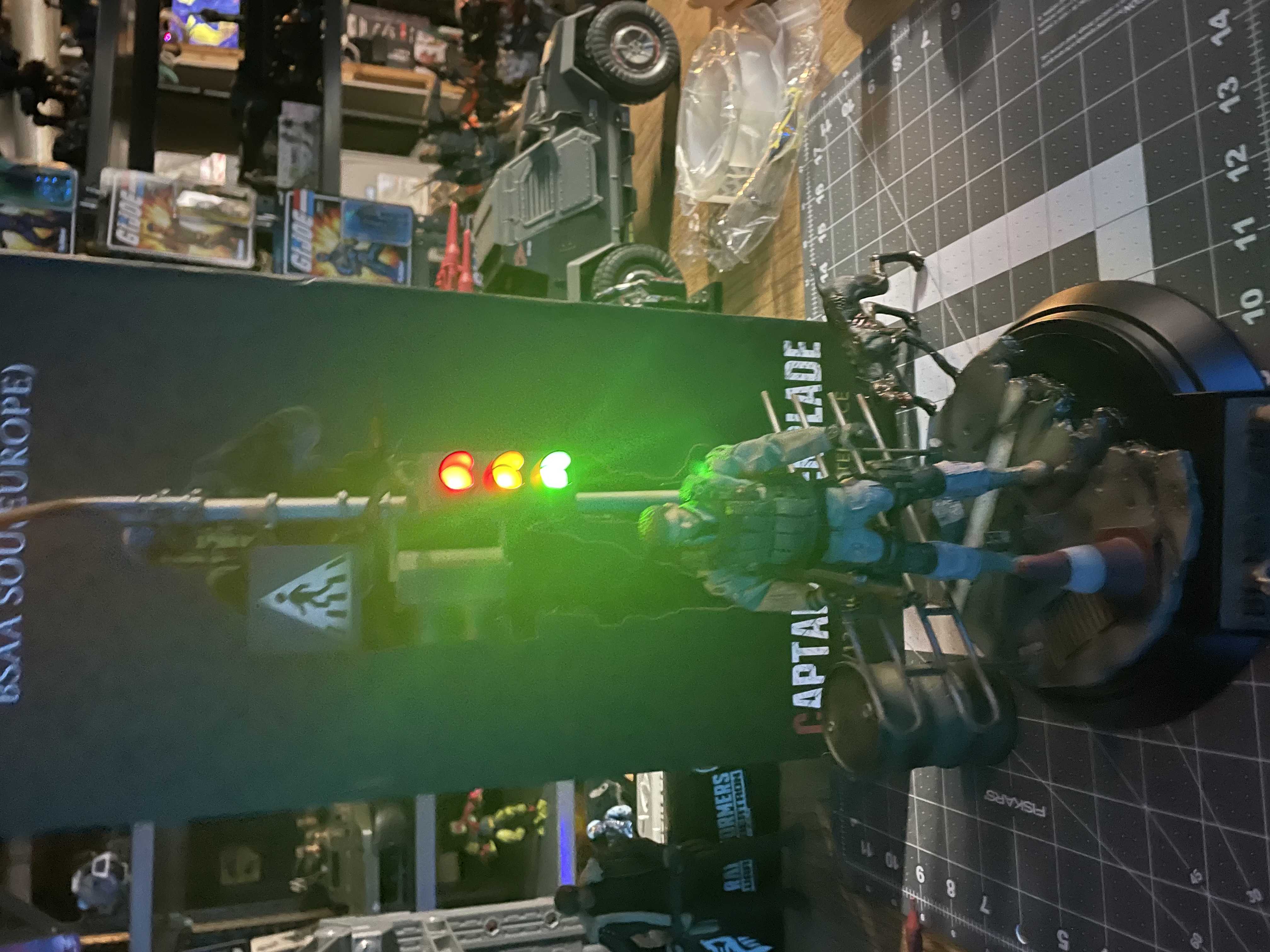 Reviews of Patriot Studio 1/12 Resident Evil Chris Redfield Deluxe
