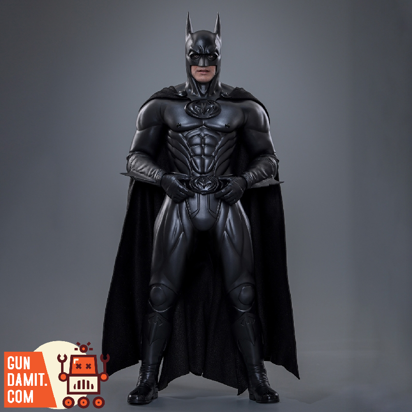 [Coming Soon] Hot Toys 1/6 MMS786 Batman & Robin Batman