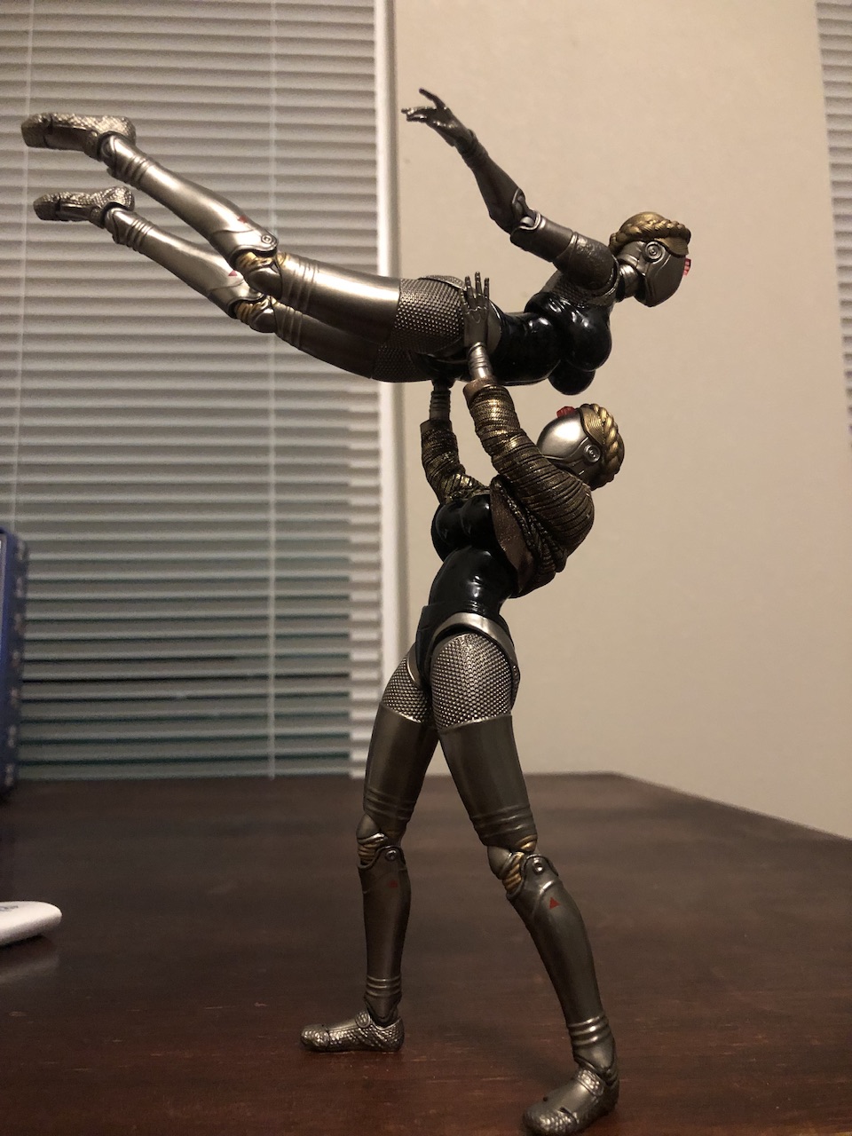 Wikeetoys 1/12 WKT002 Atomic Heart The Twins - GunDamit Store