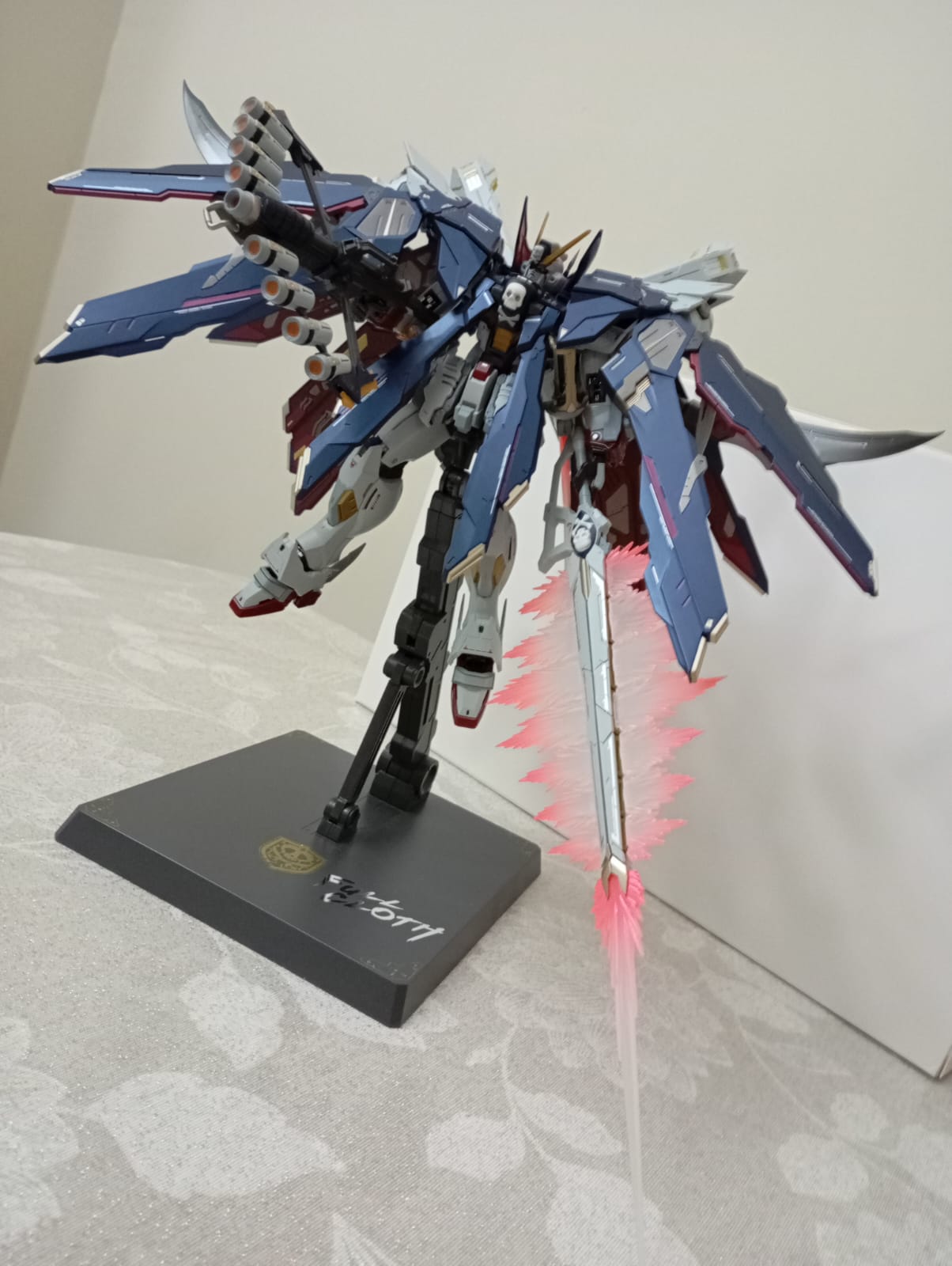 Reviews of HeiXiu Model Paralyzed Warrior Series MB Pirate