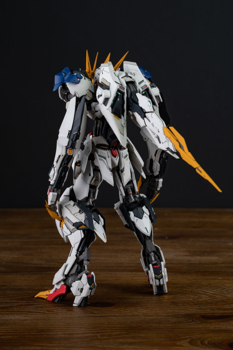 Reviews of Wolf Technology 1/100 Wolf Model Metal Frame Model Kit