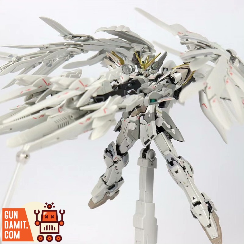 ロボット WING GUNDAM  WHITE PRELUDE REISSUE Amazon.com: Bandai Gundam FIX Figuration Metal Composite