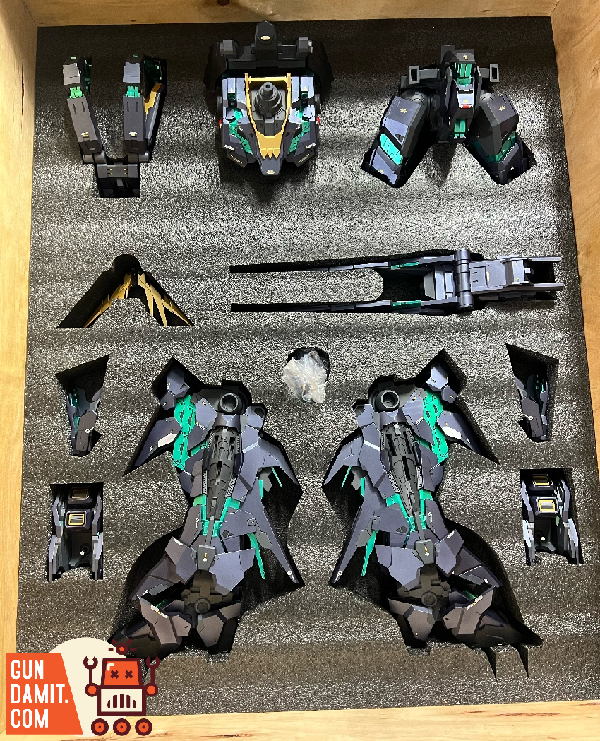 XXtoys 1/35 RX-0 Unicorn Gundam-02 Banshee Resin Model | GunDamit.com