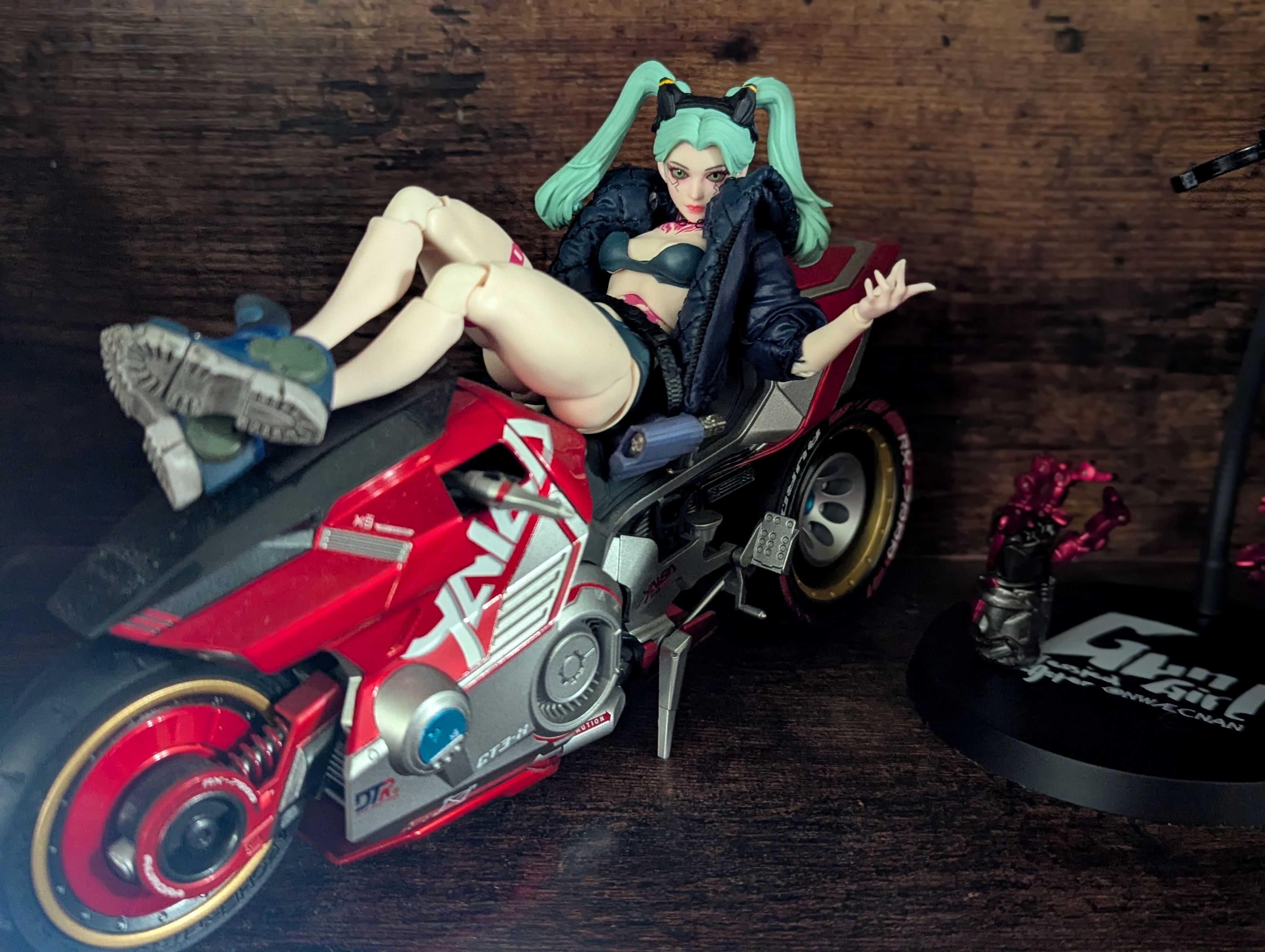 Reviews of Romankey X Cowl 1/12 Onwæcnan Gun Girl Jessica