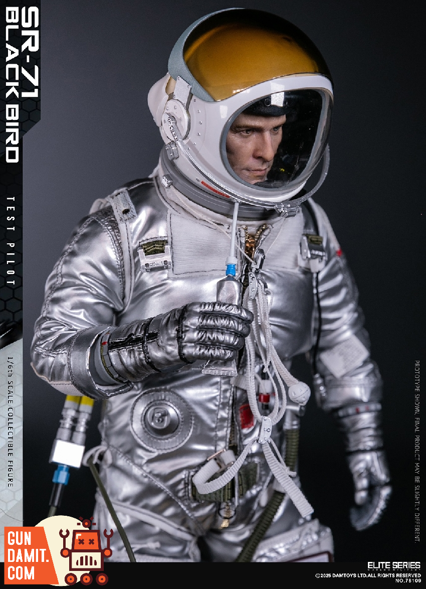 DAMTOYS SR-71 フライトテストエンジニア タイプ ホットトイズ DAMTOYS 1/6 SR-71 Black Bird Test Pilot - GunDamit Store