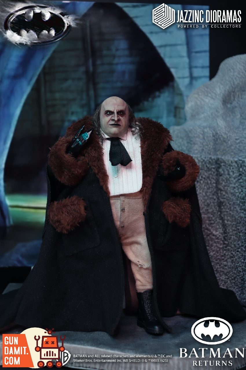 Batman Returns Sewer Penguin Deluxe Figure | GunDamit.com