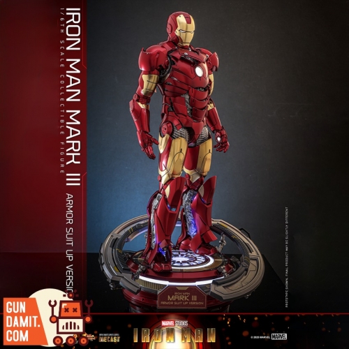 Hot Toys Action Figure | GunGamit