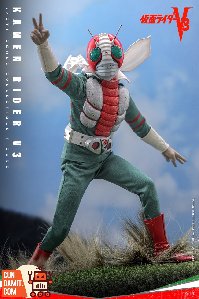 HotToys 1/6 TMS162B Kamen Rider V3 Shiro Kazami Special Ed