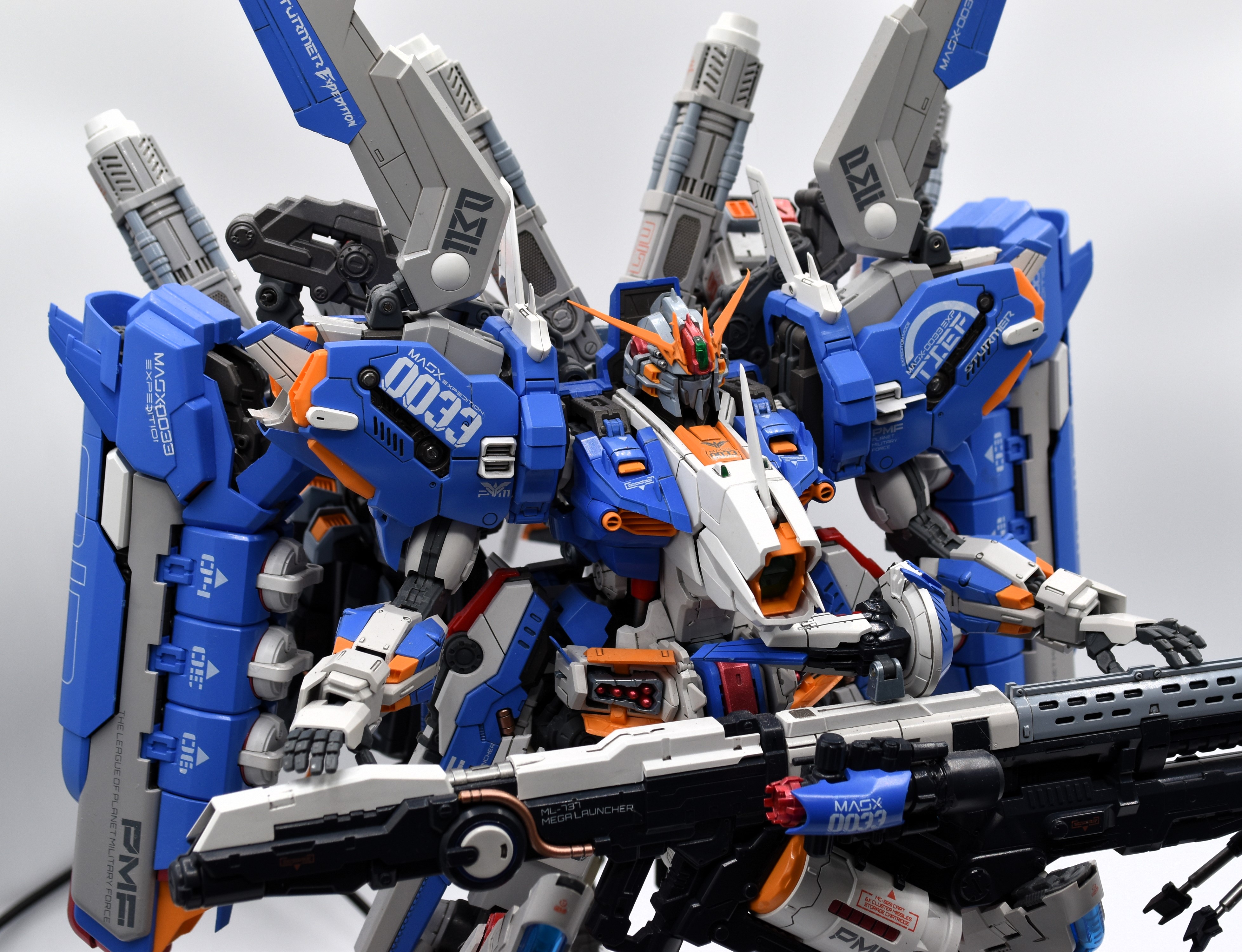 Mechanicore 1/72 MASX-0033 EX-S Gundam Red Version | GunDamit.com