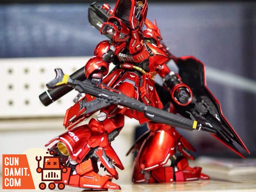 Noah Model 1/35 MSN-04 Sazabi Bust Model Kit Chrome Version
