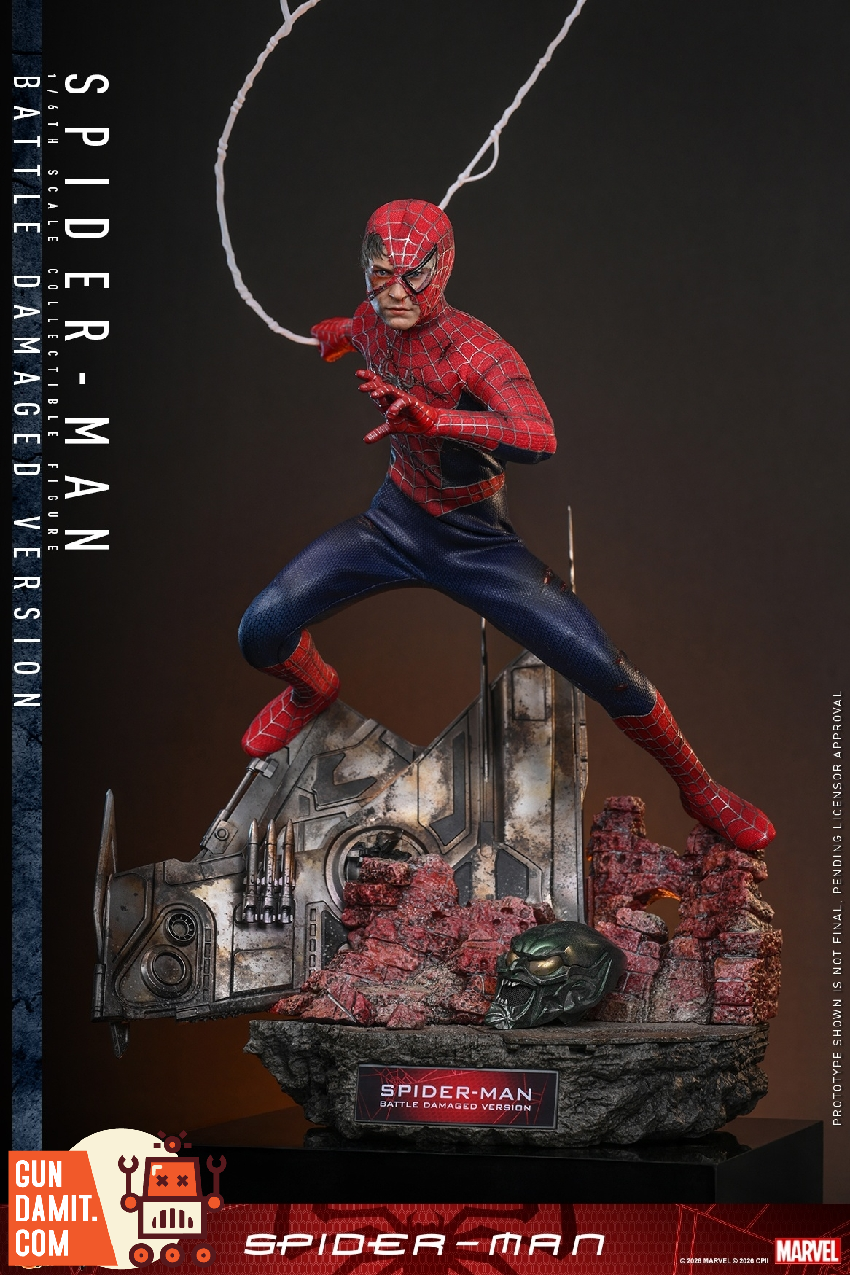 Hot Toys 1/6 MMS859 Spider-Man Battle Damaged Ver. - GunDamit Store