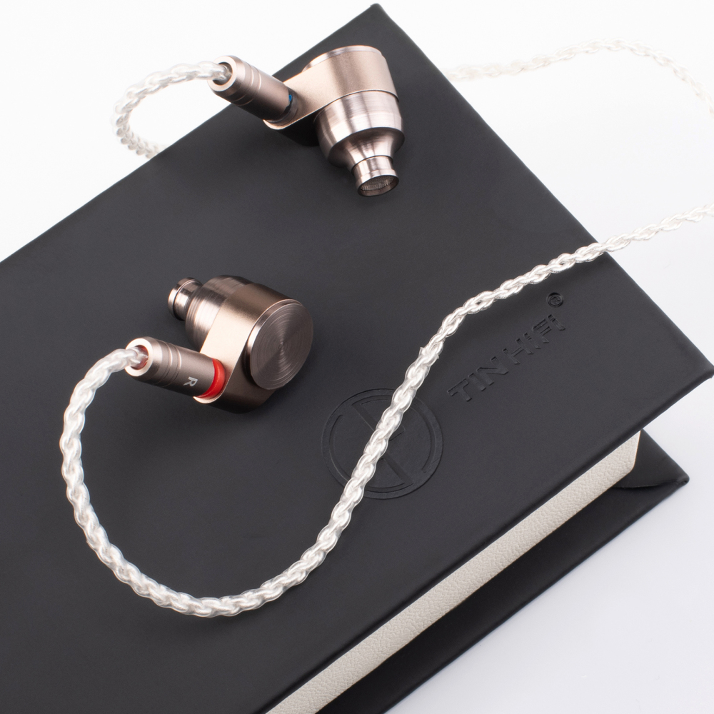 TINHIFI T2 earbuds, with dual dynamic drivers, deliver light tuning and moderate low frequency for clear sound. Silver metal with tank-like durability, ultra-reliable, and a detachable cable for tangle-free portability. Classic Hi-Fi audio, perfect for FS