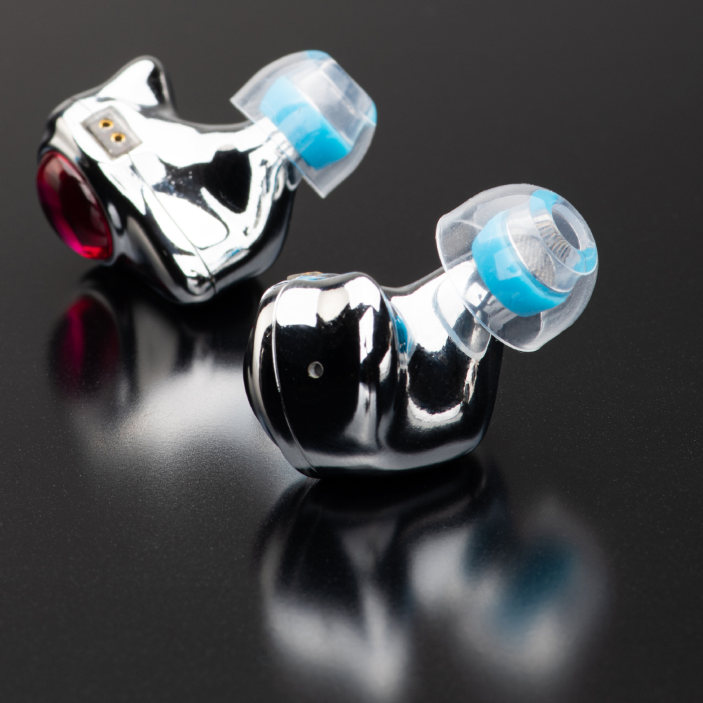 TINHIFI Liquid Silicone Ear Tips, 3 Pairs Soft Transparent Replacement Earbuds for IEM In-Ear Monitors, Compatible with HiFi Wired Earphones, Comfortable Fit and Noise Isolation, XS S M L