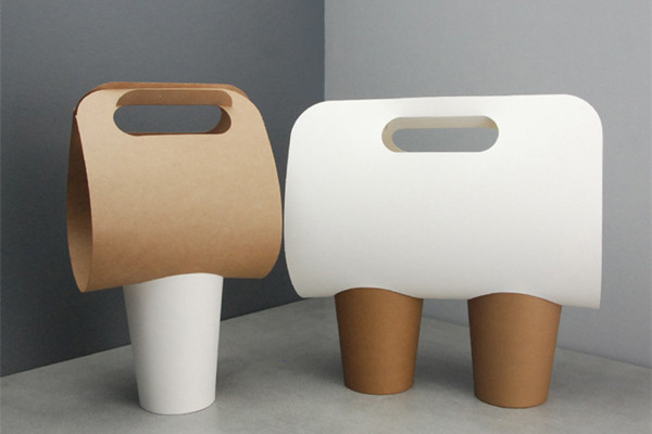 Paper cup holders keep your fingers at ease