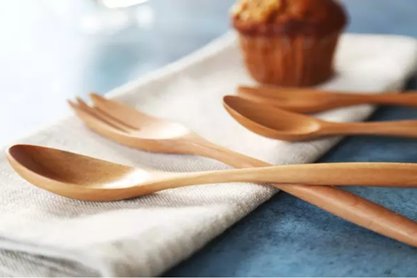 Important usage of wooden cutlery