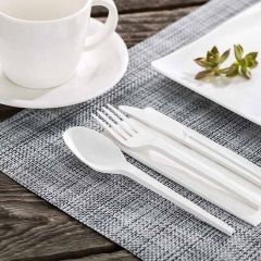 PLA Wrap เป็นมิตรกับสิ่งแวดล้อม Flatware ย่อยสลายได้ทางชีวภาพเดินทางชุดช้อนส้อมพลาสติกที่ใช้แล้วทิ้ง