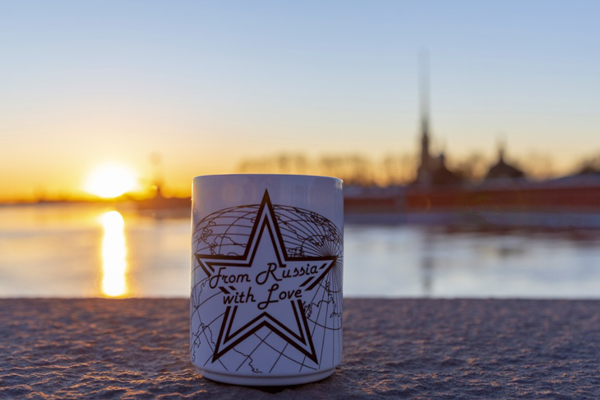 Why should operators choose personalized cold drink cups and hot drink cups