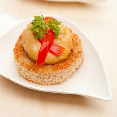 Leaf Shape Compostable Bagasse Sugarcane Plate For Sauce