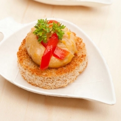 Wholesale Bagasse Leaf Shape Dessert Plate Biodegradable Sugarcane Plates For Appetizer