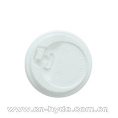 Бумажный кофейный стаканчик с белым переключателем для губ с пластиковой крышкой