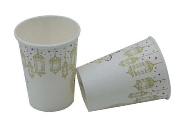 white paper hot cups