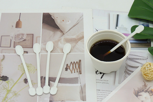 Biodegradable coffee stirrers are safe for hot drinks
