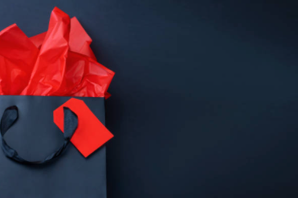 Why retailers should buy black paper gift bags