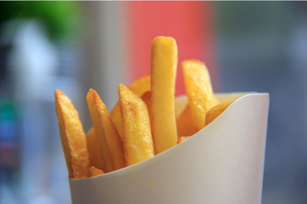 Get creative with snacks with 16oz kraft french fries cup
