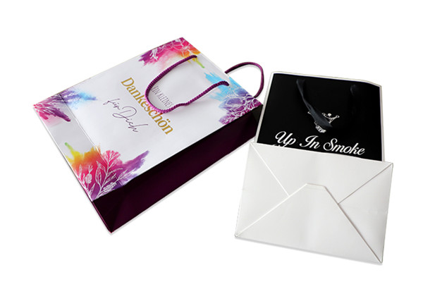 gift packaging paper bags