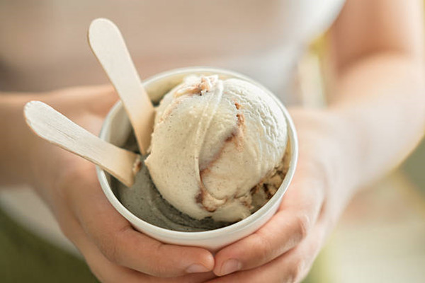 Personalized Ice Cream Cups