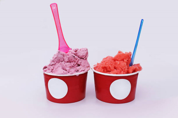 Custom ice cream containers