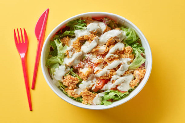 Why restaurant switching to paper salad bowls