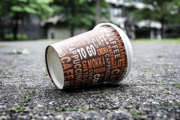 The magical effect of disposable paper cups