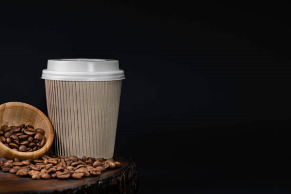 Custom coffee cups help you run a successful coffee shop