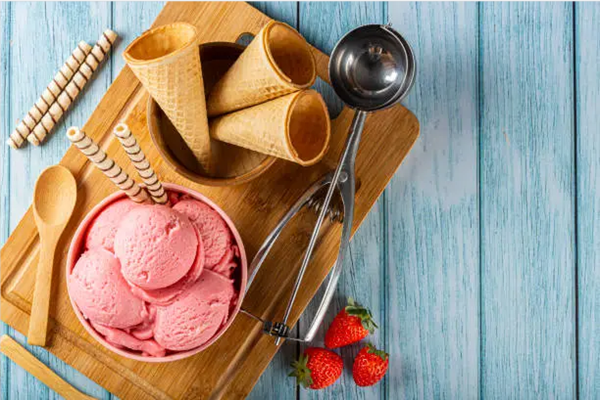 Choose wholesale ice cream cups to profit in your dessert business