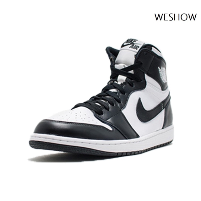 Air Jordan 1 Retro Black White